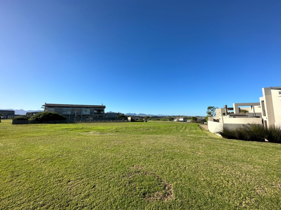  Bedroom Property for Sale in Oubaai Western Cape